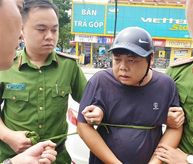 Công an Nghệ An bắt giữ nhóm người Trung Quốc làm giả thẻ ATM ảnh 2