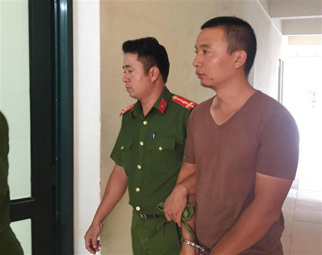 Công an Nghệ An bắt giữ nhóm người Trung Quốc làm giả thẻ ATM ảnh 1