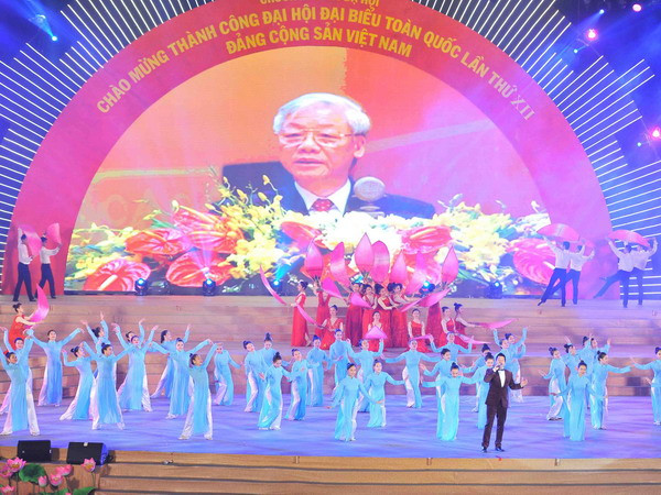 Dạ hội "Niềm tin son sắt" chào mừng thành công Đại hội Đảng XII ảnh 1