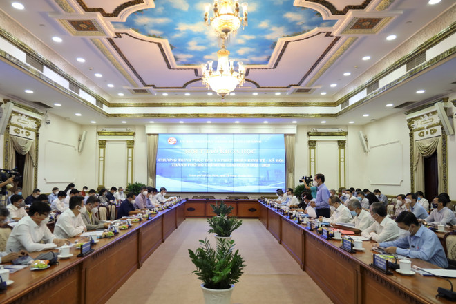 Quang cảnh hội thảo. (Ảnh: TTXVN phát) Xây dựng lộ trình phục hồi và phát triển kinh tế TP Hồ Chí Minh ảnh 1
