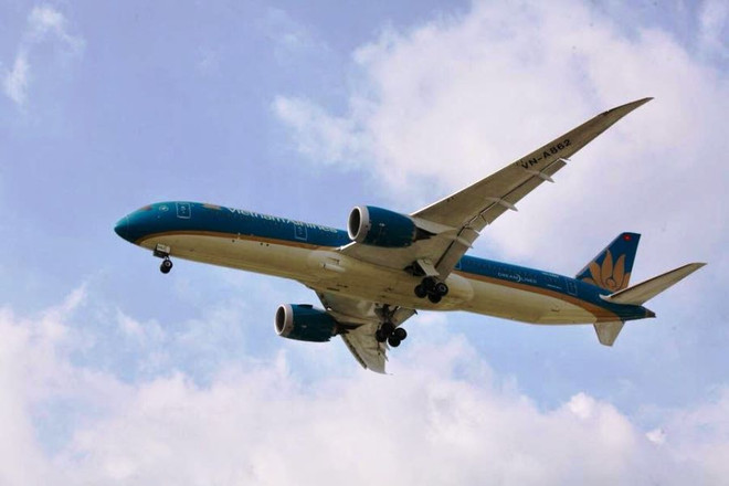 Vietnam Airlines tăng gần 1.800 chỗ chở cổ động viên xem trận bán kết ảnh 1