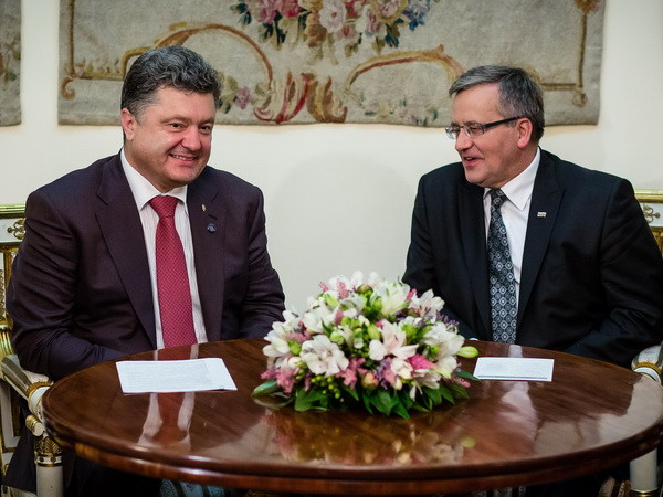 Tổng thống đắc cử Ukraine xem xét chia sẻ quyền lực ảnh 1