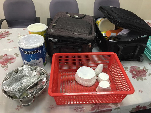 Phát hiện kẻ giấu sừng tê giác trị giá hơn 4 tỷ đồng ở sân bay ảnh 1