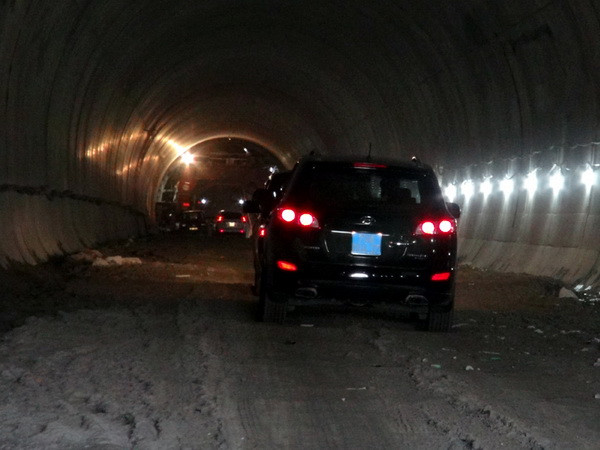 Phó Thủ tướng Trịnh Đình Dũng phát lệnh thông hầm Đèo Cả ảnh 2