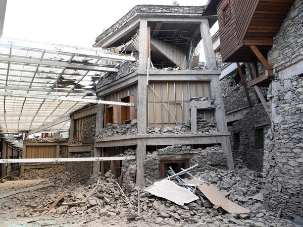 Thủ tướng điện thăm hỏi Thủ tướng Trung Quốc về động đất ở Tứ Xuyên ảnh 1