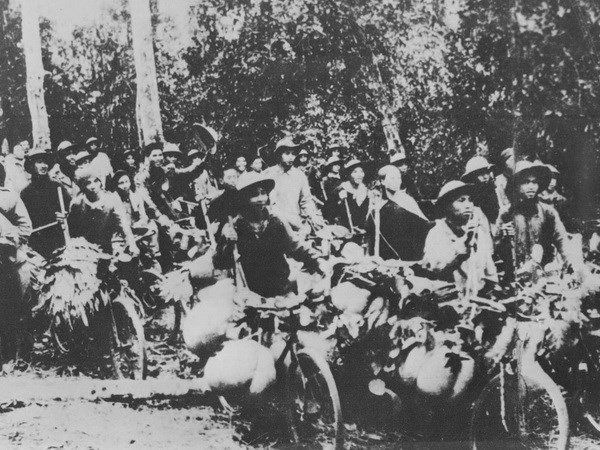 Gặp mặt cựu chiến binh nhân dịp Chiến thắng Điện Biên Phủ ảnh 1