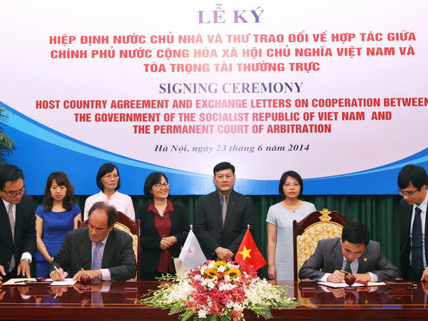 Việt Nam ký Hiệp định nước chủ nhà với Tòa trọng tài thường trực ảnh 1