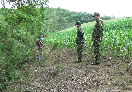 Bộ đội Biên phòng Lào Cai bắt giữ hai trường hợp nhập cảnh trái phép ảnh 1