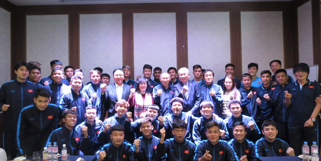 Đại sứ Việt Nam tại Hàn Quốc thăm hỏi động viên đội tuyển U23 ảnh 4