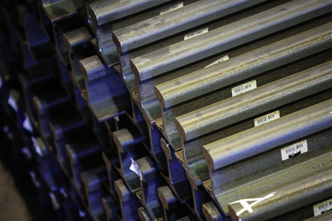 Mỹ-Anh đạt thỏa thuận chấm dứt áp thuế trả đũa với thép và nhôm ảnh 1