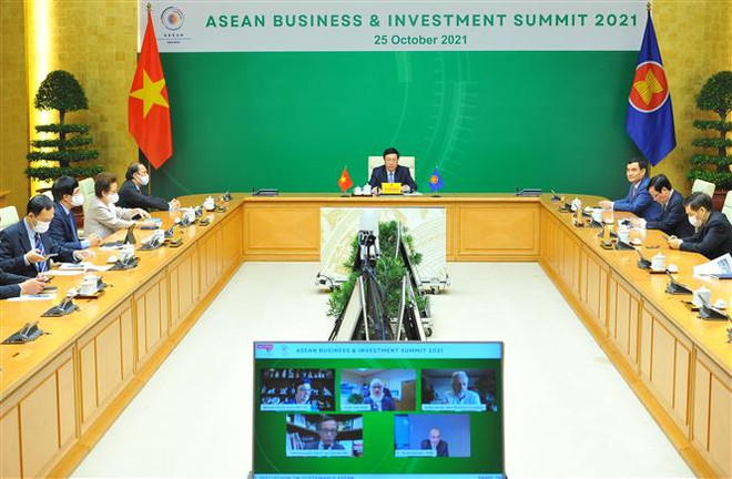 Phó Thủ tướng Thường trực Phạm Bình Minh phát biểu tại Hội nghị. (Ảnh: Minh Đức/TTXVN) ASEAN rất cần doanh nghiệp chủ động trong trạng thái bình thường mới ảnh 2