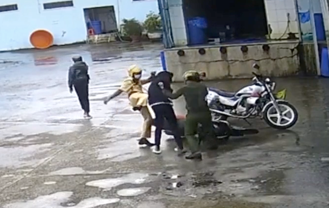 Sóc Trăng: Xử lý các cảnh sát liên quan đến vụ đánh 2 thiếu niên ảnh 1