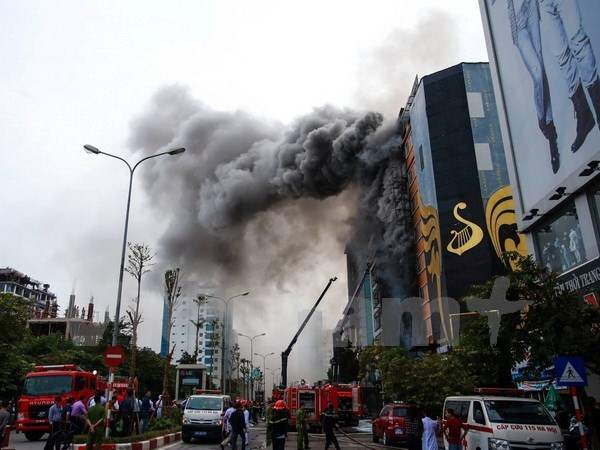 Hà Nội tạm dừng cấp phép kinh doanh karaoke, vũ trường từ 5/11 ảnh 1