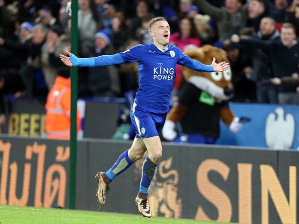 Jamie Vardy lập siêu phẩm, Leicester City đánh bại Liverpool ảnh 1