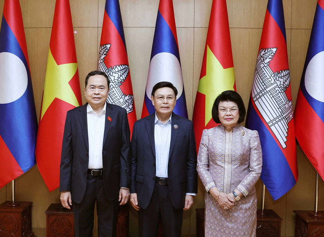 ttxvn_chu tich quoc hoi tran thanh man an sang lam viec (3)_resize.jpg