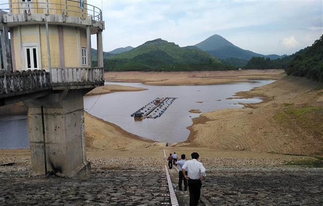 Trung Bộ tiếp diễn nắng nóng, hạn hán và xâm nhập mặn diễn ra gay gắt ảnh 2