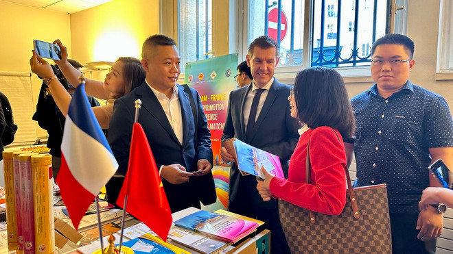 TTXVN_2210 Viet Nam Phap 2.jpg