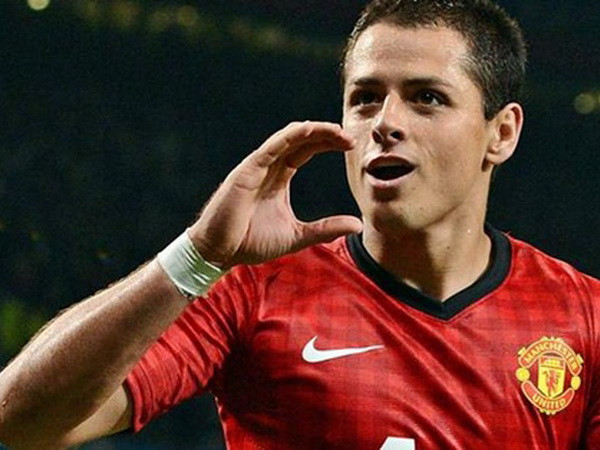 Wilshere gặp họa vì "ngón tay thối", M.U sắp bán Chicharito? ảnh 1