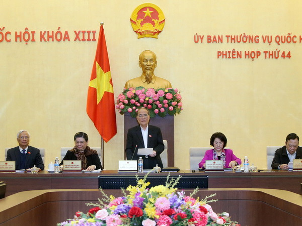 Khai mạc Phiên họp thứ 44, Ủy ban Thường vụ Quốc hội Khóa XIII ảnh 1