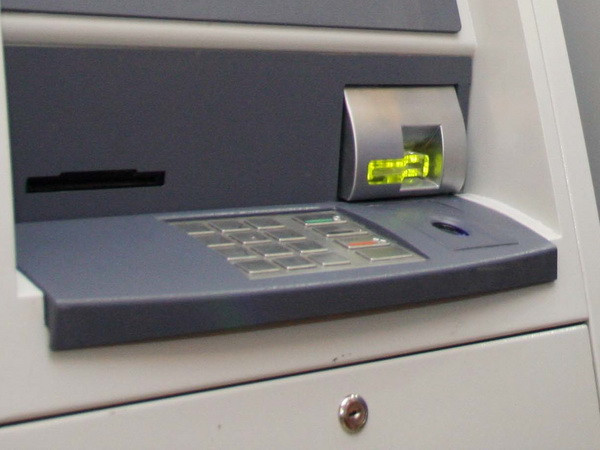 TP. HCM điều tra vụ phá buồng ATM ăn trộm gần 1 tỷ đồng ảnh 1