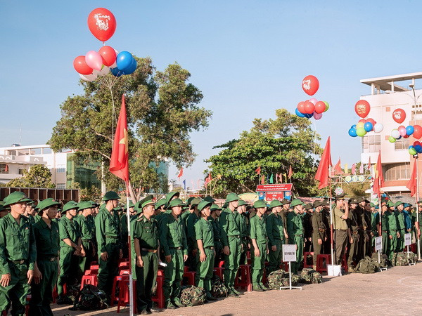 Quân khu 7 tổ chức giao nhận quân nhanh gọn, an toàn, đúng luật ảnh 1