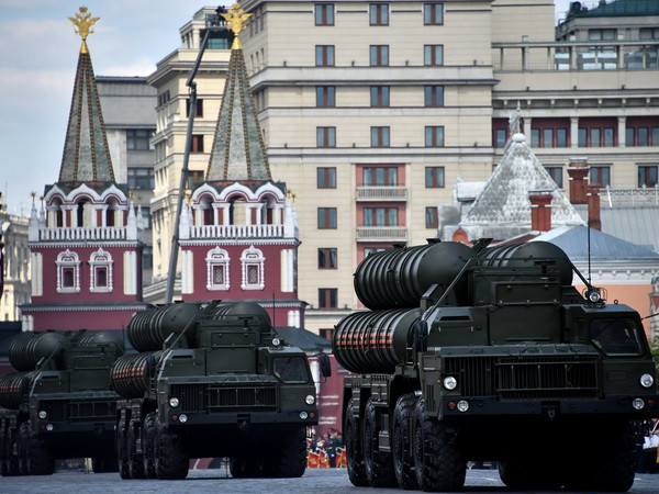 Nga sắp ký thỏa thuận cung cấp tên lửa S-400 cho Ấn Độ ảnh 1