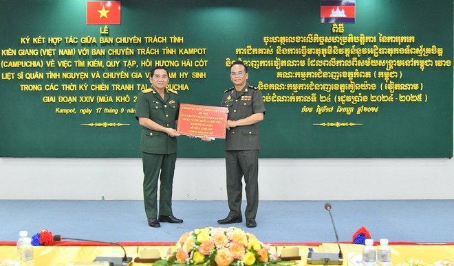 ttxvn le_ky_ket_hop_tac_tim_kiem_quy_tap_hoi_huong_hai_cot_liet_si_hy_sinh_tai_campuchia2_resize.jpg