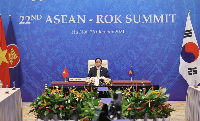 Thủ tướng Chính phủ Phạm Minh Chính tham dự và phát biểu tại Hội nghị cấp cao ASEAN-Hàn Quốc lần thứ 22 theo hình thức trực tuyến. (Ảnh: Dương Giang/TTXVN) Hội nghị cấp cao ASEAN: Khẳng định vai trò trung tâm trong khu vực ảnh 2
