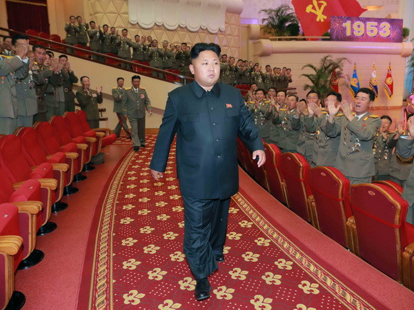 Báo Hàn Quốc: Ông Kim Jong-Un vừa phải phẫu thuật mắt cá chân ảnh 1