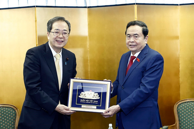 TTXVN_0612 Chu tich Quoc hoi 8.jpg