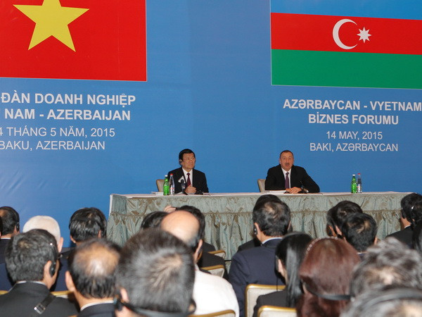 Hoạt động của Chủ tịch nước Trương Tấn Sang tại Azerbaijan ảnh 1