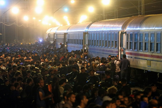 Khu vực biên giới các nước Balkan bị quá tải người di cư ảnh 1