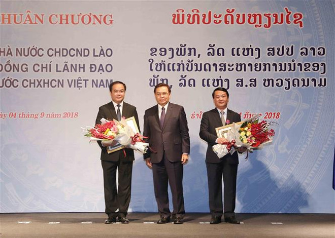 Trao Huân chương Tự do của Lào tặng MTTQ, Ban Dân vận Trung ương ảnh 1