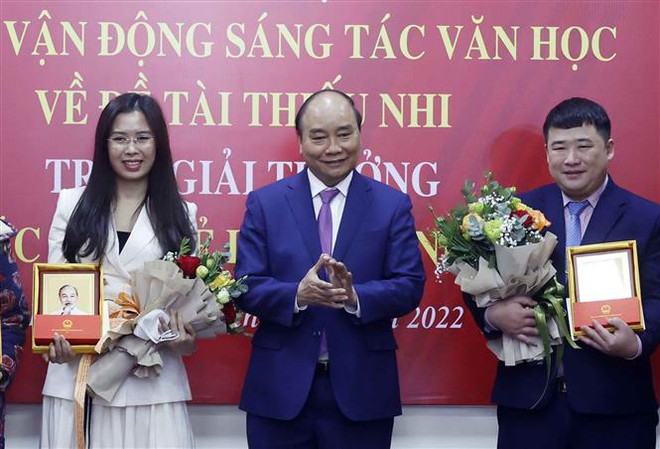Sáng tác văn học - gieo hạt giống nhân ái và cái đẹp vào tâm hồn trẻ ảnh 1