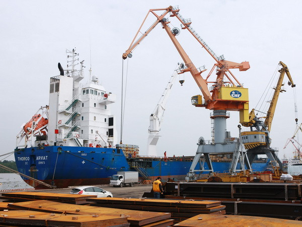 Hàng hóa thông qua các cảng biển tăng hơn 13% so với cùng kỳ ảnh 1