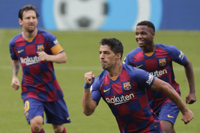 ​Thắng đậm Villarreal, Barcelona nuôi hy vọng mong manh trước Real ảnh 1