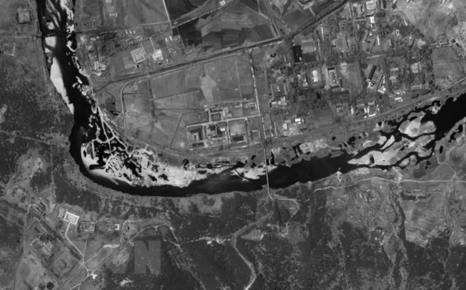 Ngoại trưởng Mỹ không đặt khung thời gian phi hạt nhân hóa Triều Tiên ảnh 1