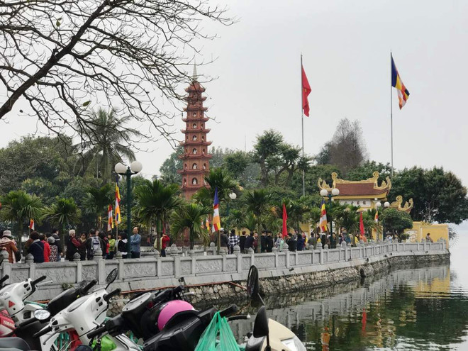 Phản cảm cảnh rao bán rùa tai đỏ để phóng sinh ngay trước cửa chùa ảnh 11