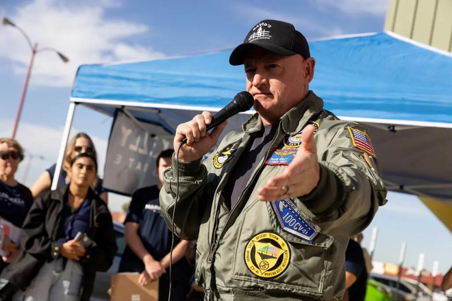 Mỹ: Đảng Dân chủ san bằng cách biệt trong cuộc đua tại Thượng viện ảnh 1