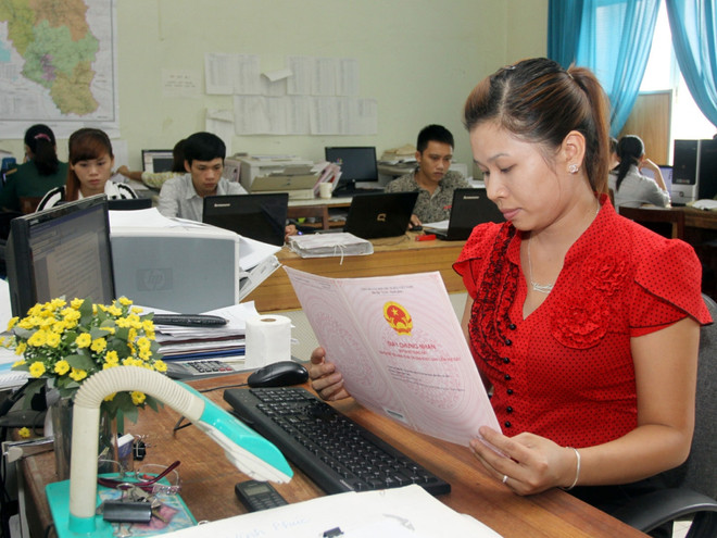 Năm 2014: Hà Nội tổ chức đấu giá đất được hơn 2.500 tỷ đồng ảnh 1