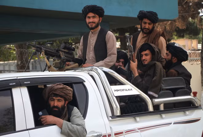 EU: Không có lựa chọn nào khác ngoài đàm phán với Taliban ảnh 1