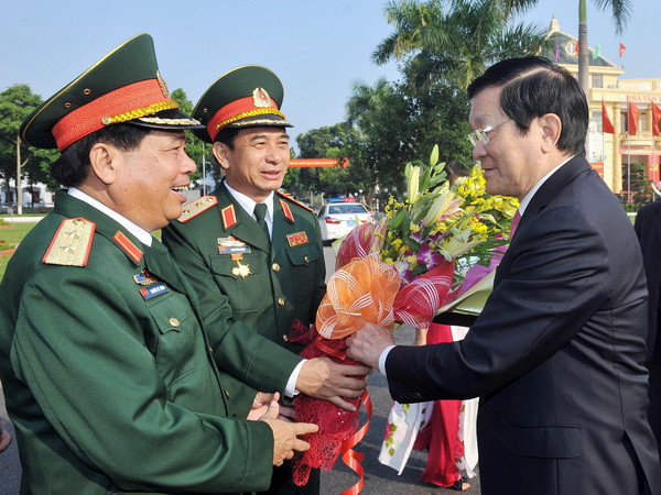 Lực lượng vũ trang Quân khu 1 nhận Huân chương Quân công hạng Nhất ảnh 1