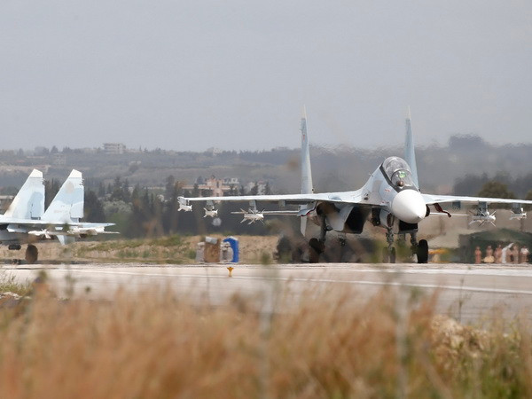 Duma quốc gia Nga xem xét thỏa thuận bố trí không quân ở Syria ảnh 1