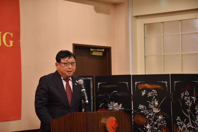 vnp trao bang khen cho tap doan Nhat Ban_resize.JPG