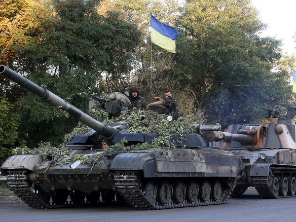 Ukraine: Quân ly khai tuyên bố đã chiếm được sân bay Lugansk ảnh 1