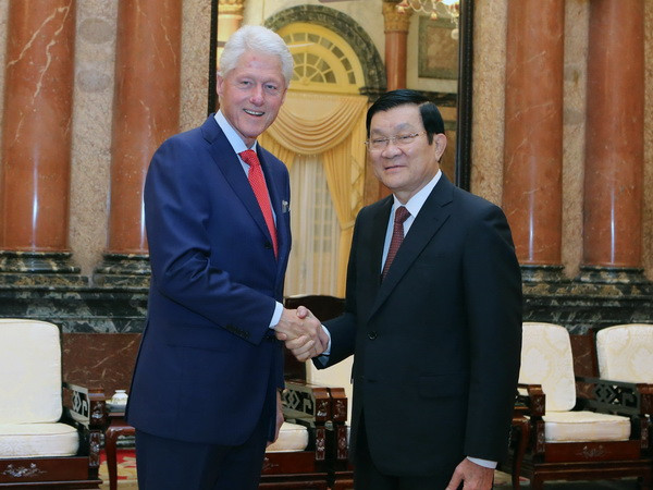 Chủ tịch nước Trương Tấn Sang tiếp nguyên Tổng thống Bill Clinton ảnh 1