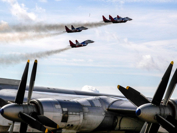 Nga tuyên bố tình trạng nguy hiểm nơi tập trận trên Địa Trung Hải ảnh 1