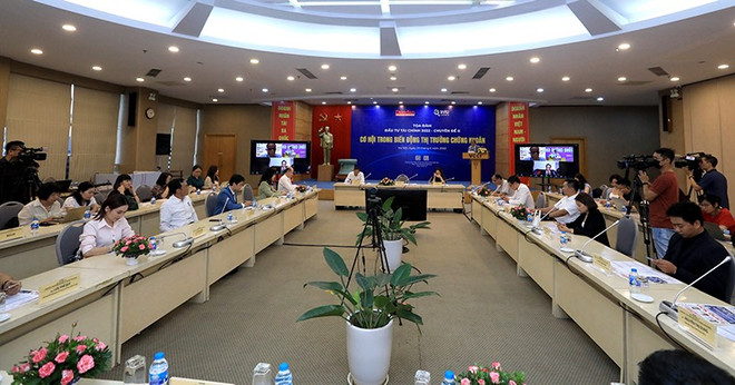 Thị trường chứng khoán Việt Nam: Đã đến lúc bắt đáy? ảnh 2