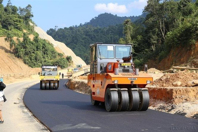 Yêu cầu sớm bàn giao mặt bằng Cao tốc Hòa Liên-Túy Loan ảnh 1