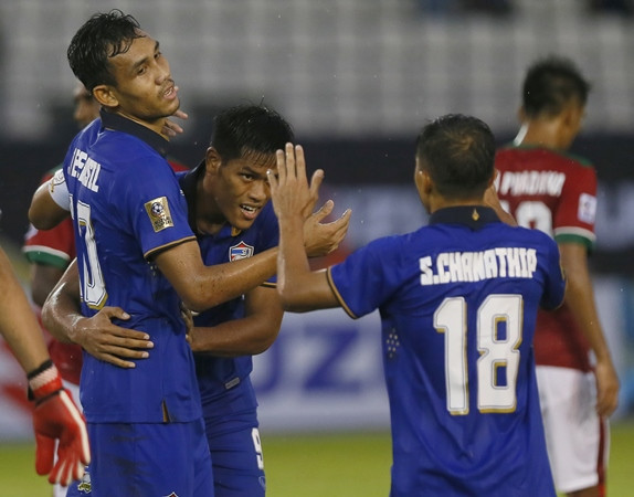 AFF SUZUKI CUP 2016: Thái Lan thận trọng trước trận bán kết lượt về ảnh 1